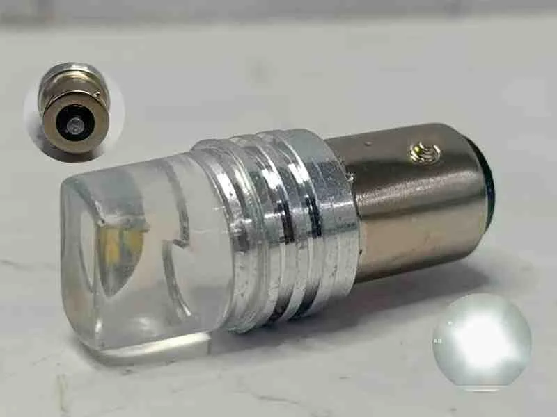 BOMBILLO 1C FLASH BLANCO RANURADO 13525B