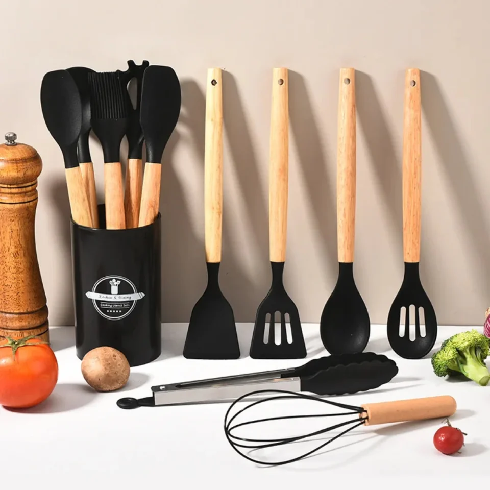 JUEGO DE 12PIEZAS NEGRO DE COCINA