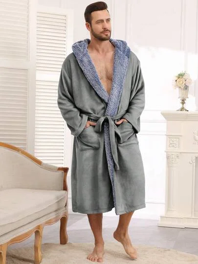 Men's Hooded Fleece Robe Plush Flannel Bathrobe With Pockets Winter Loungewear/Sleepwear